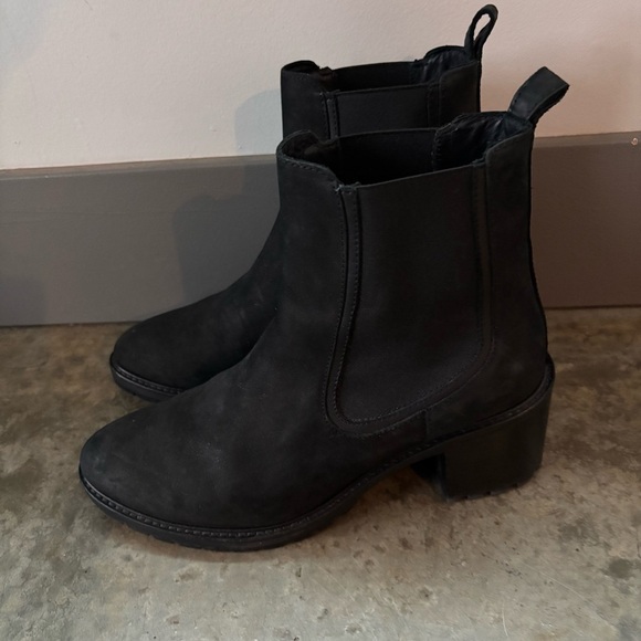 Thursday Boot Co. Everyday Chelsea Boot Size 10.5 - Picture 3 of 11